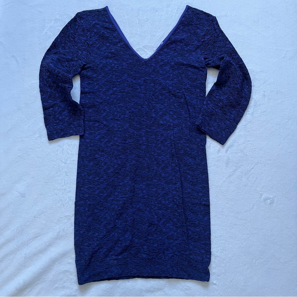 BCBGeneration blue v-neck bodycon dress